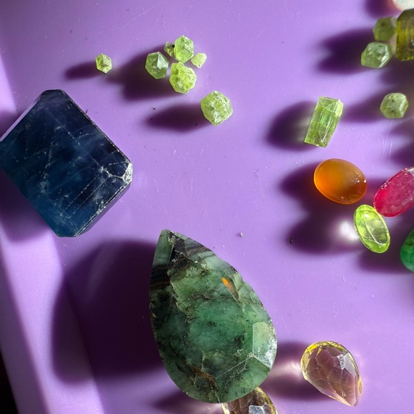 Assorted Gemstones Collection - Picture 7 of 15